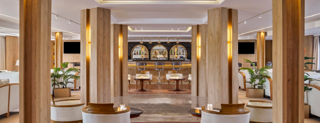 Movenpick MS Royal Lotus Nile Cruise lounge bar