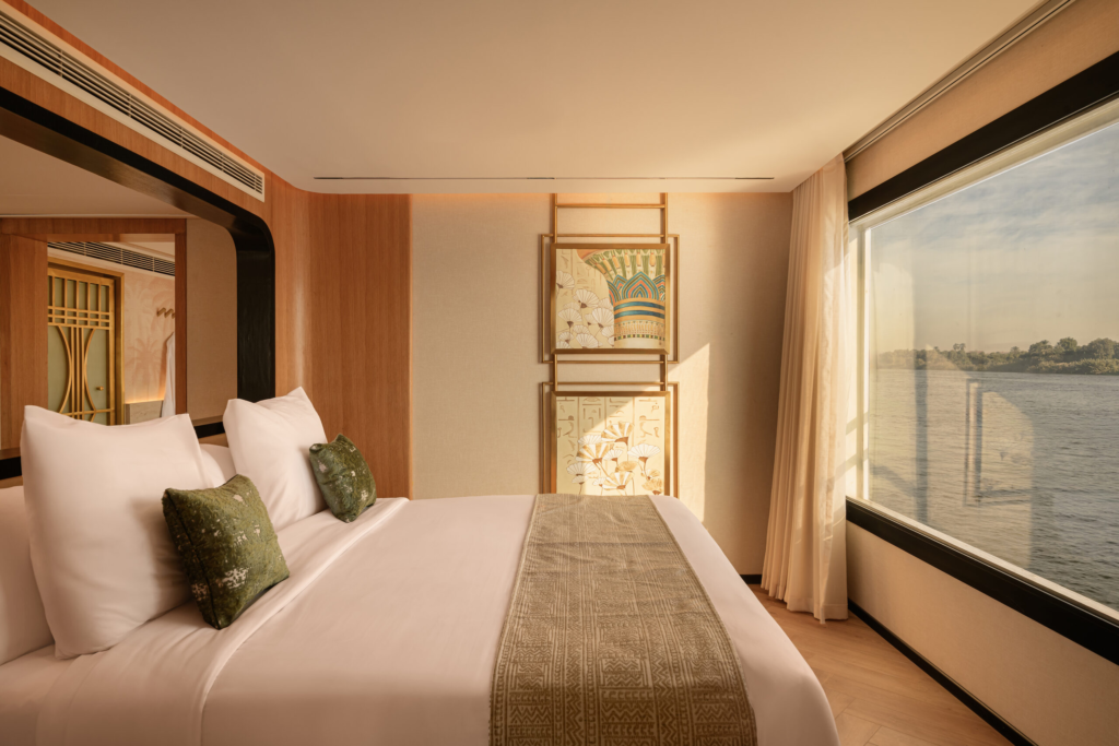 Le Fayan Suites Nile Cruise royal suite